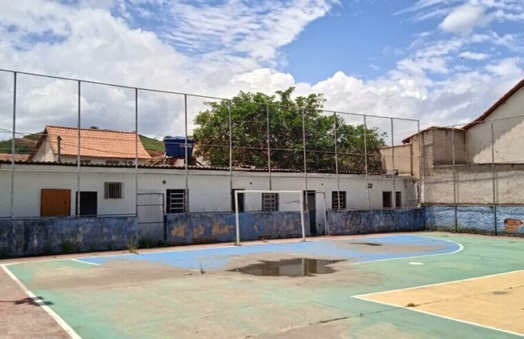 Prefeitura de Três Rios vai reformar quadras poliesportivas do município