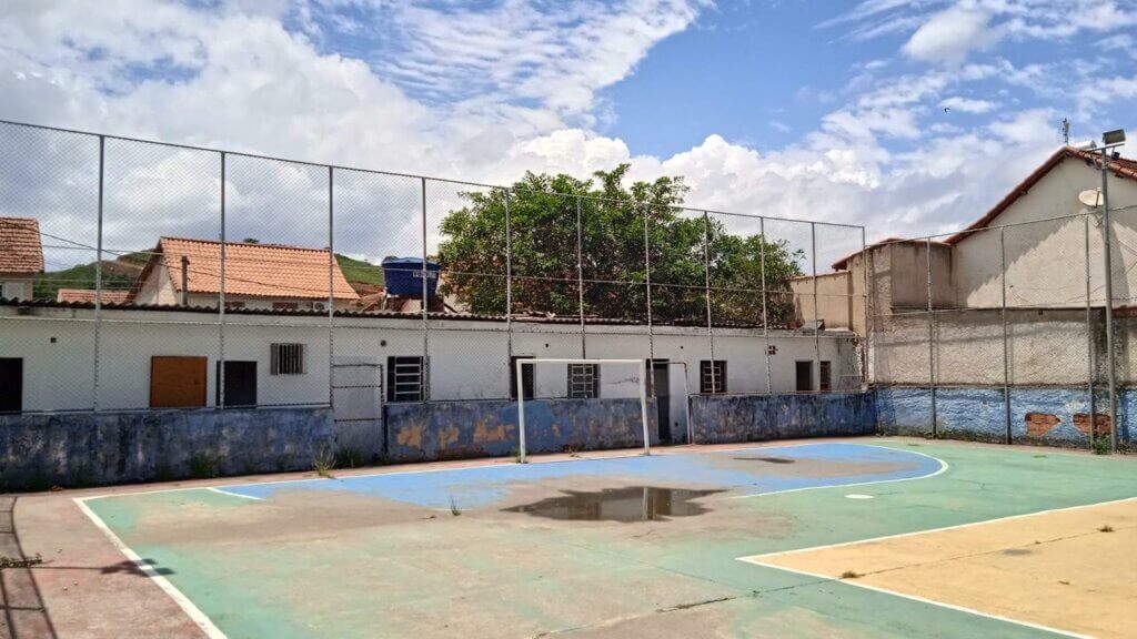 Prefeitura de Três Rios vai reformar quadras poliesportivas do município