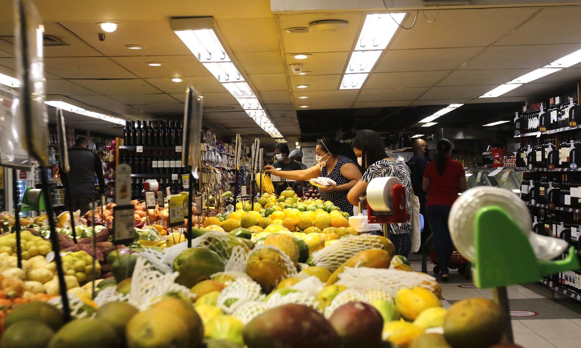 Ceia de natal sofre variação de preço