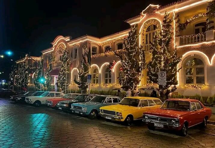Prédio da Prefeitura de Nova Friburgo terá acender das luzes de Natal nesta sexta-feira