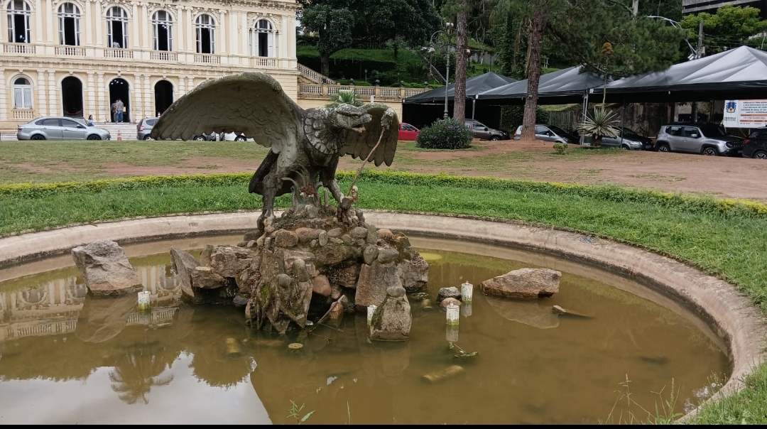 Monumento da Águia pode não resistir a mais um verão