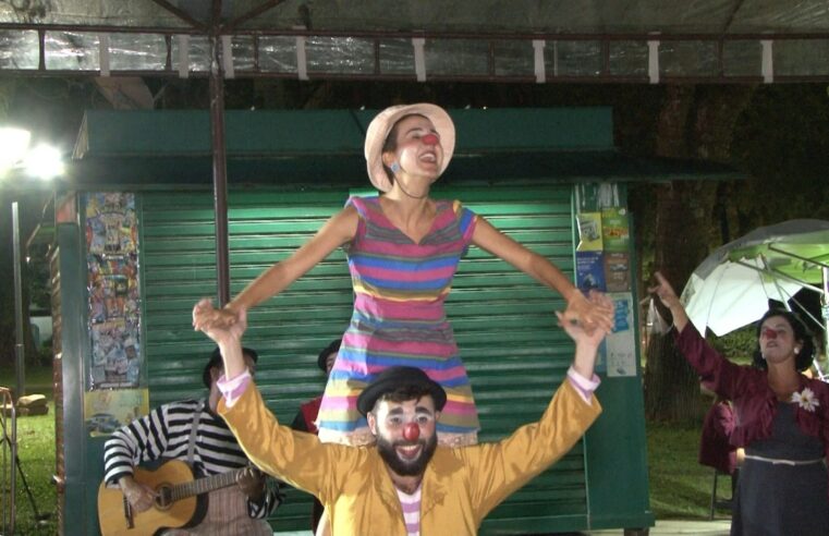 Apresentação circense e show gratuito marcam início do Natal Imperial em Petrópolis