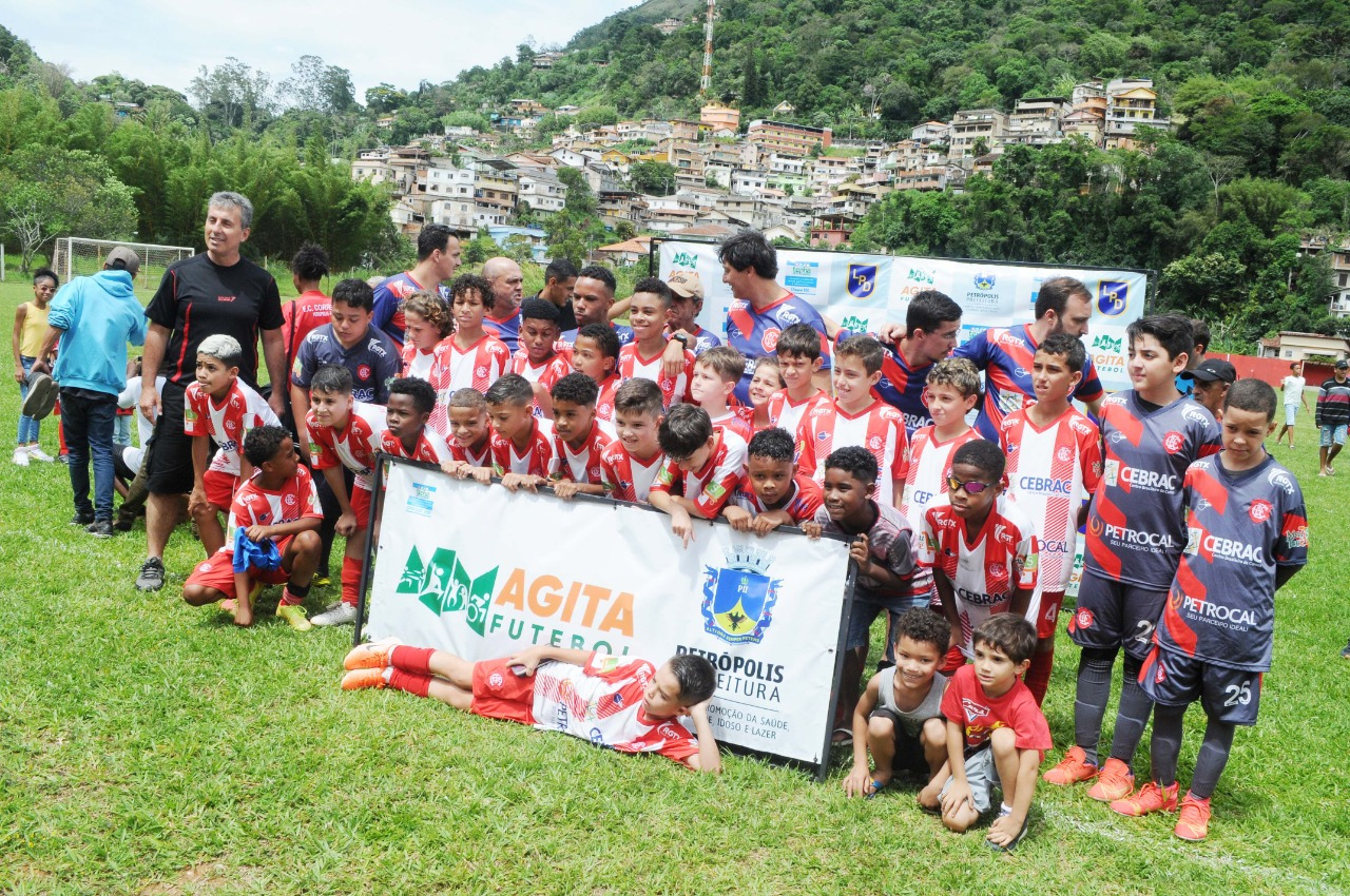Agita Futebol: EC Cascatinha no Sub-11 e EC Corrêas no Sub-13 são os campeões do Futebol de Campo de 2022 em Petrópolis