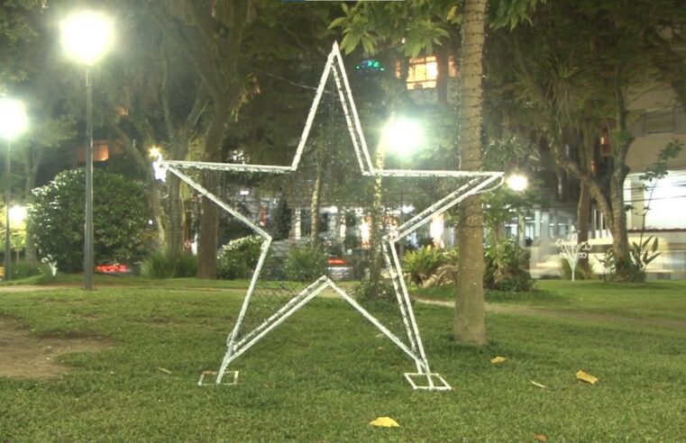 Montagem do Natal Imperial permanece incompleta após doze dias do início do evento