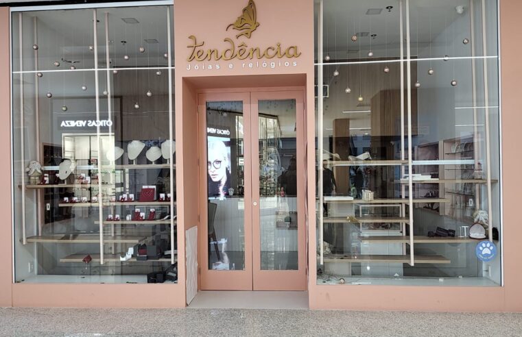 Joalheria é furtada no shopping Pátio Petrópolis. Prejuízo pode chegar a R$ 100 mil