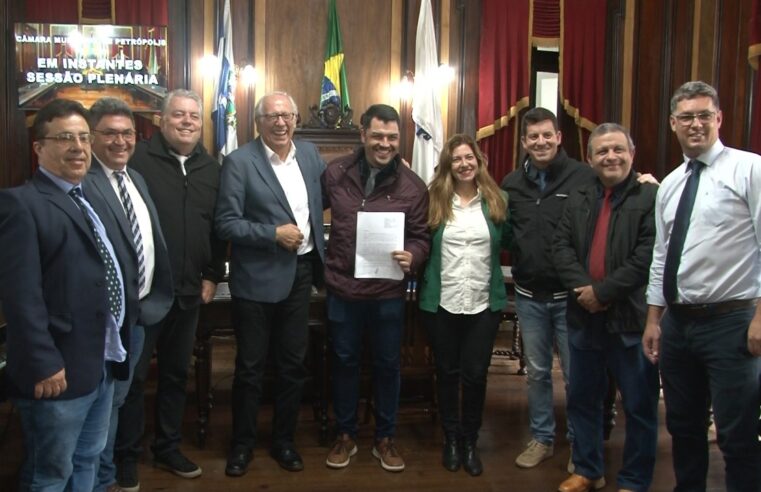 Conselho de Arquitetura do Rio de Janeiro faz convênio com Câmara Municipal de Petrópolis para reconstruir casas atingidas pelas chuvas