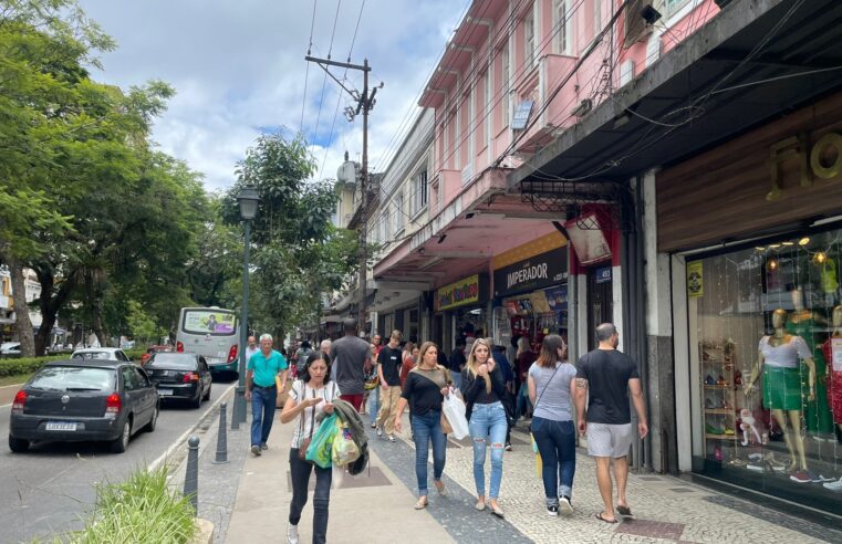 Saiba o que abre e o que fecha no fim de semana do Réveillon em Petrópolis