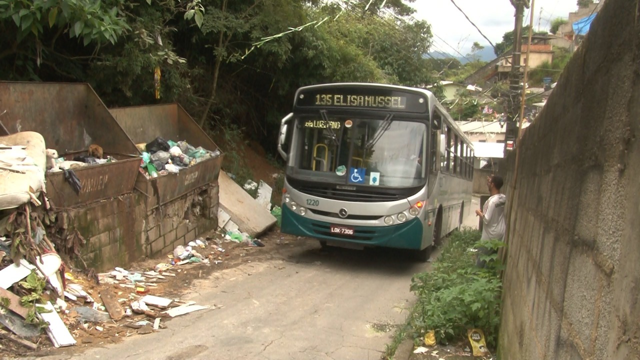 Sete ruas têm transporte coletivo retomado após intervenções da Prefeitura