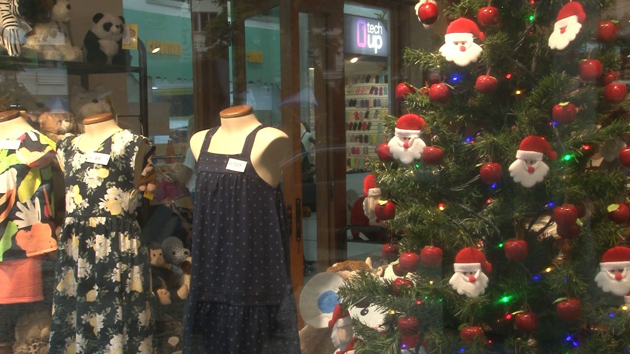 Procon orienta consumidores sobre trocas de presentes de Natal