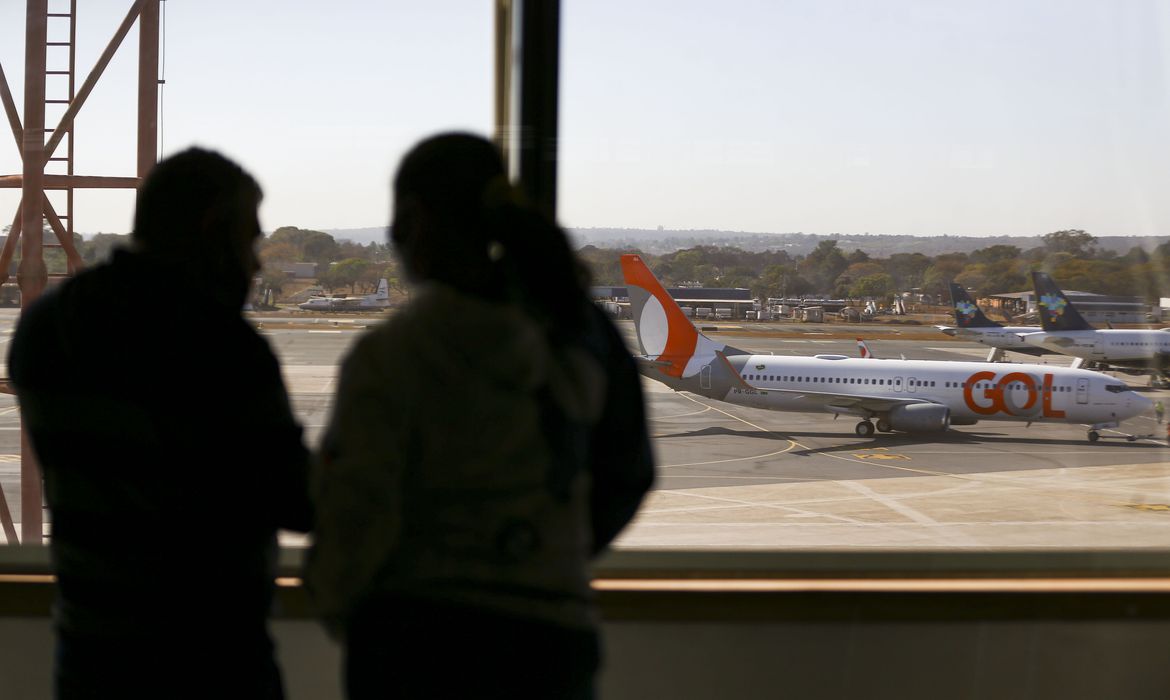 Greve dos aeronautas&nbsp;atrasa voos em Brasília, Porto Alegre e Fortaleza