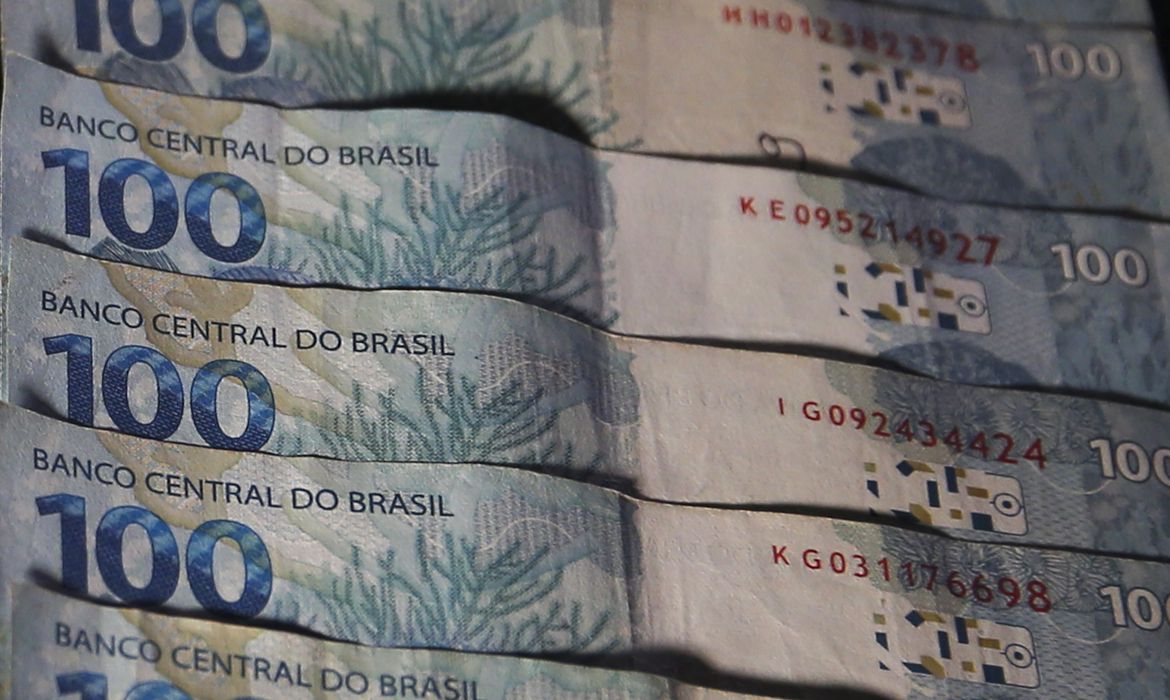 BC tem R$ 4,6 bilhões esquecidos em bancos. Dinheiro será devolvido