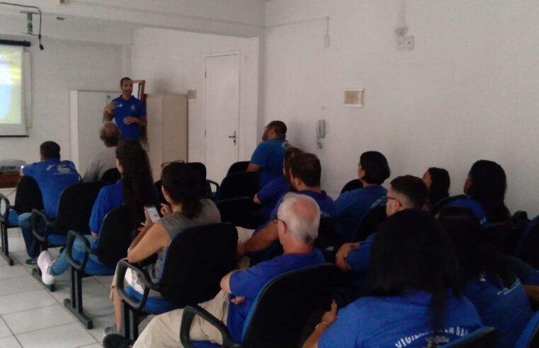 Agentes de combate à endemias recebem capacitação profissional de controle de insetos transmissores 