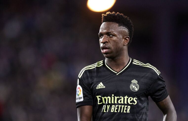 Vini Jr é alvo de provocação racista antes de clássico Real x Atlético