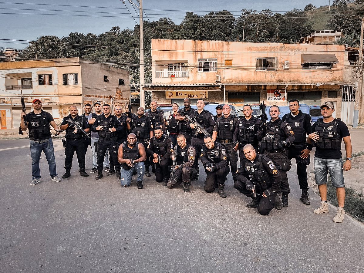 Dois homens são presos pela Polícia Militar em Três Rios