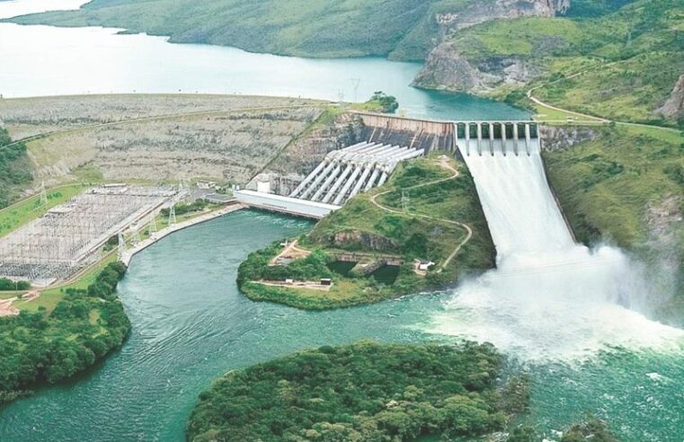Furnas abre comportas de usinas pela 1ª vez em 11 anos para controlar cheia