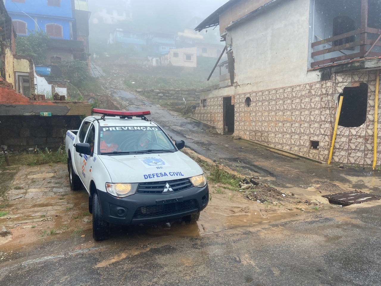 Defesa Civil contabilizou 53 registros de ocorrências em função das chuvas, em Petrópolis