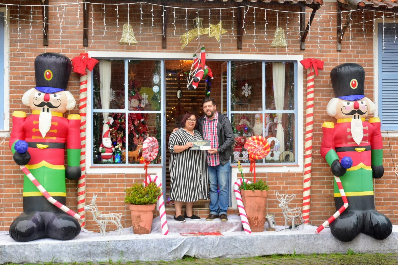 Natal Imperial: vencedoras do concurso da casa e vitrine mais enfeitadas receberam os prêmios