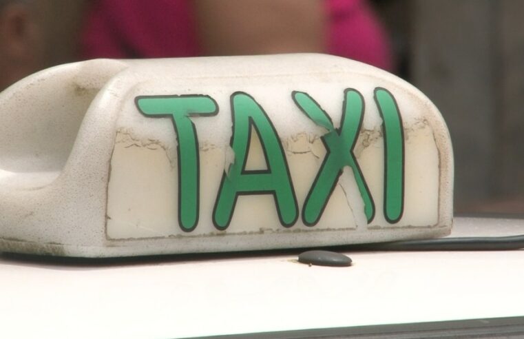 Após sete anos de espera, taxistas recebem reajuste no taxímetro