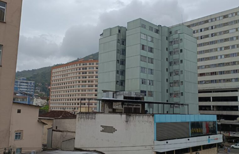 Defesa Civil emite alerta via SMS de pancadas de chuva para o município de Petrópolis