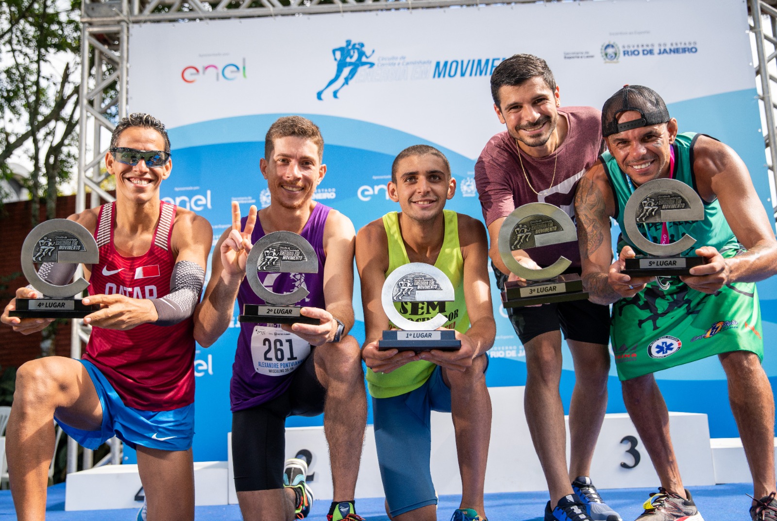 Com 800 participantes, corrida de rua coloriu e levou energia às ruas de Teresópolis neste domingo, 29/01