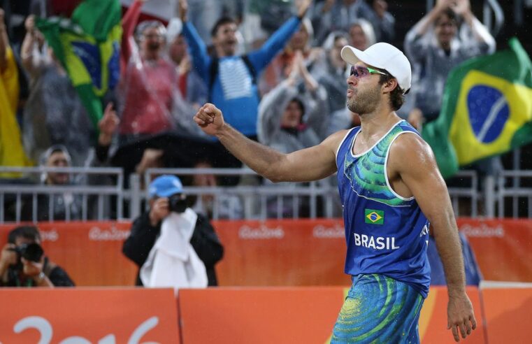 Vôlei de Praia: campeão olímpico Bruno Schmidt anuncia aposentadoria