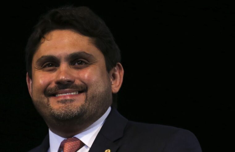 Novo ministro das Comunicações anuncia investimentos nos Correios