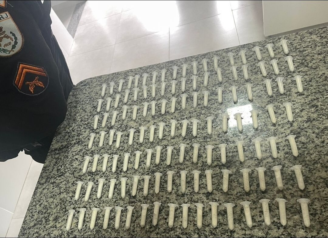 Homem é preso por tráfico de drogas no Quitandinha