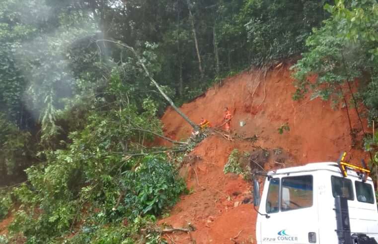 Pista de subida da serra de Petrópolis opera com normalidade