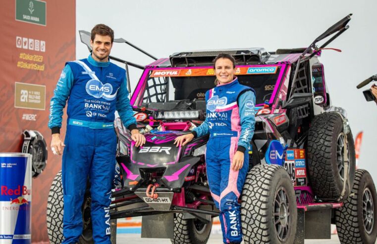 Catarinense é primeira brasileira a competir como pilota no rali Dakar