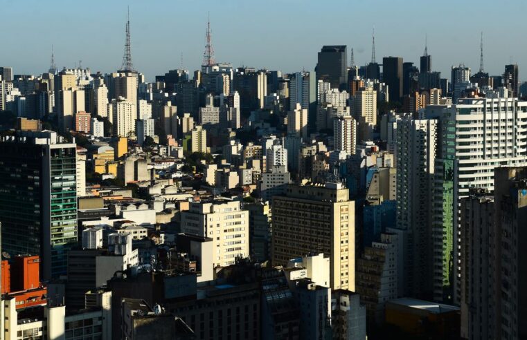 Preços de aluguéis residenciais fecham 2022 com alta de 8,25%, diz FGV