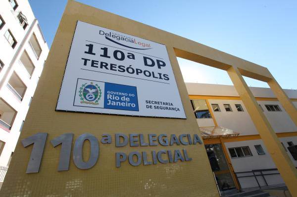 Homem é preso por estuprar e agredir companheira em Teresópolis