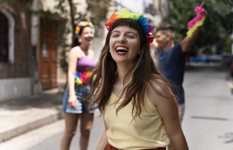 Confederação Nacional do Comércio estima que o Carnaval movimentará R$ 8,18 bilhões no Brasil