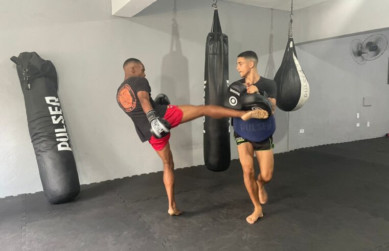 Petropolitano é campeão em torneio de Muay Thai no Rio de Janeiro