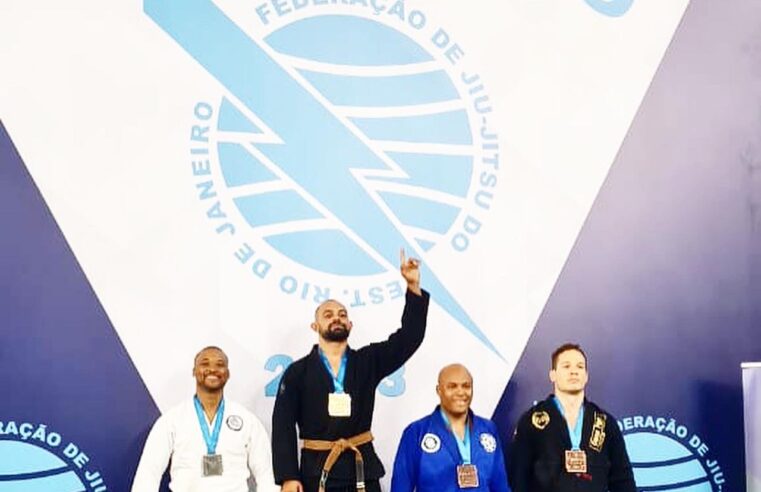 Trirriense conquista dois ouros em campeonato de Jiu-Jitsu no Rio de Janeiro