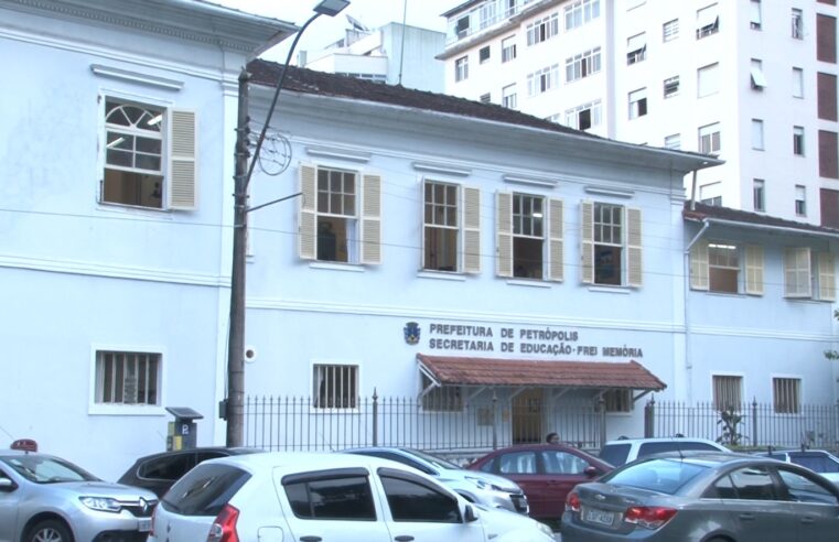 Sindicato dos Professores critica demora na convocação dos profissionais aprovados no concurso de Petrópolis