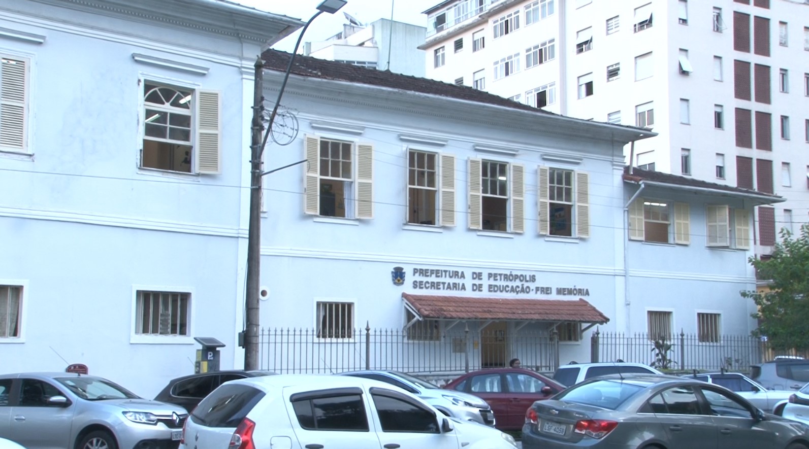 Sindicato dos Professores critica demora na convocação dos profissionais aprovados no concurso de Petrópolis