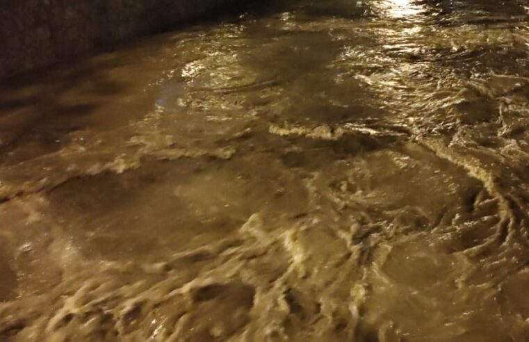 Jovem de 18 anos morre em Teresópolis em decorrência da forte chuva desta terça-feira