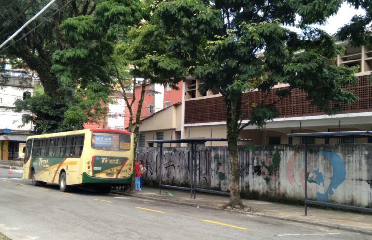 Ponto de ônibus da empresa Trel, no Alto da Serra, é transferido para um trecho da Rua Cel. Albino Siqueira