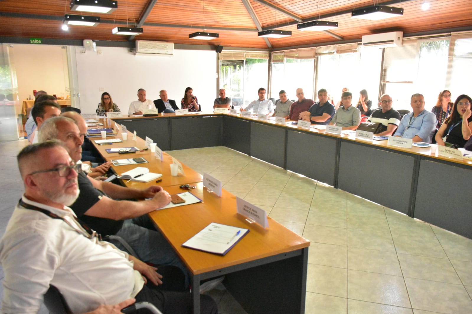 Prefeitura de Petrópolis apresenta panorama de ações de recuperação e prevenção às chuvas para o Conselho Empresarial da Firjan