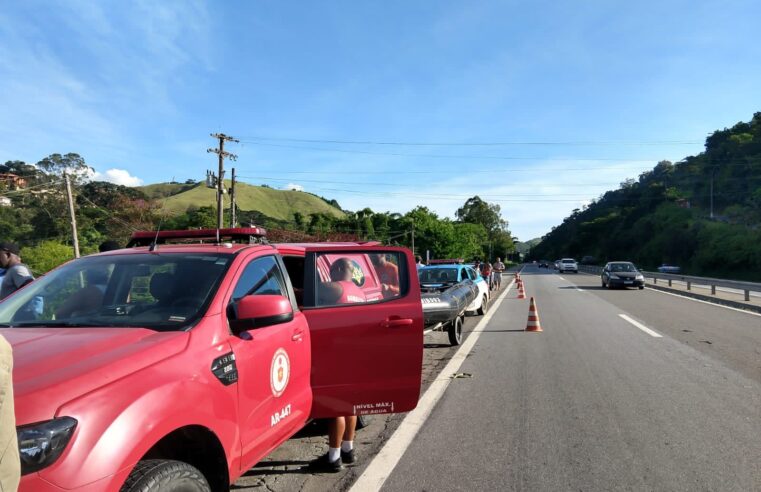 Causa da morte, de irmãos que morreram em rio em Petrópolis, ainda não foi divulgada
