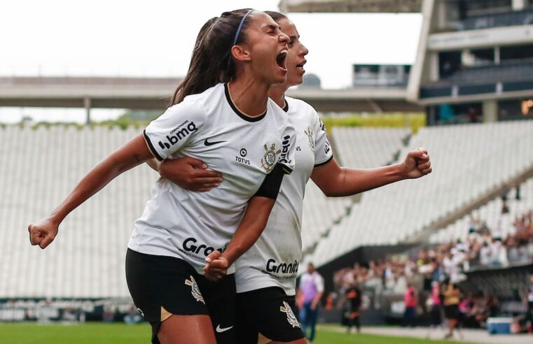 Corinthians derrota Inter e se garante na final da Supercopa do Brasil
