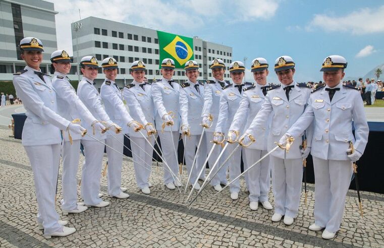 Mulheres poderão concorrer a vagas para formação de fuzileiro naval