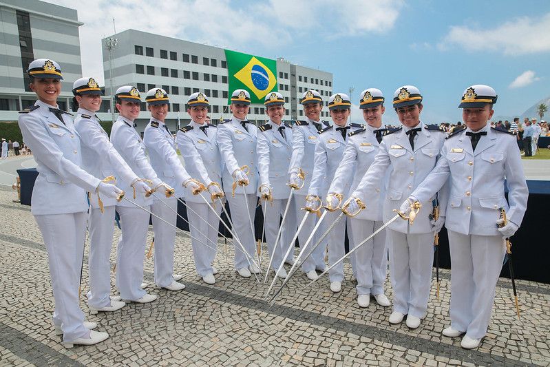 Mulheres poderão concorrer a vagas para formação de fuzileiro naval