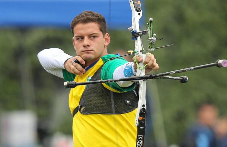 Marcus D’Almeida assume liderança do ranking mundial do tiro com arco