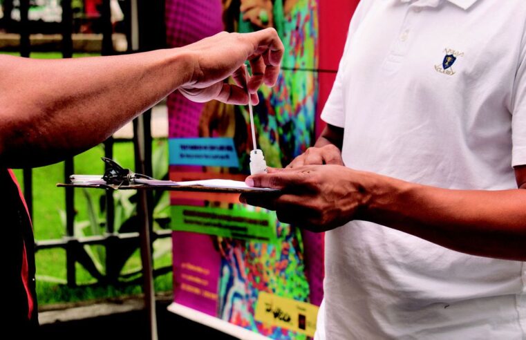 Grupo Pela Vidda&nbsp;promove testagem de HIV em vários locais do Rio