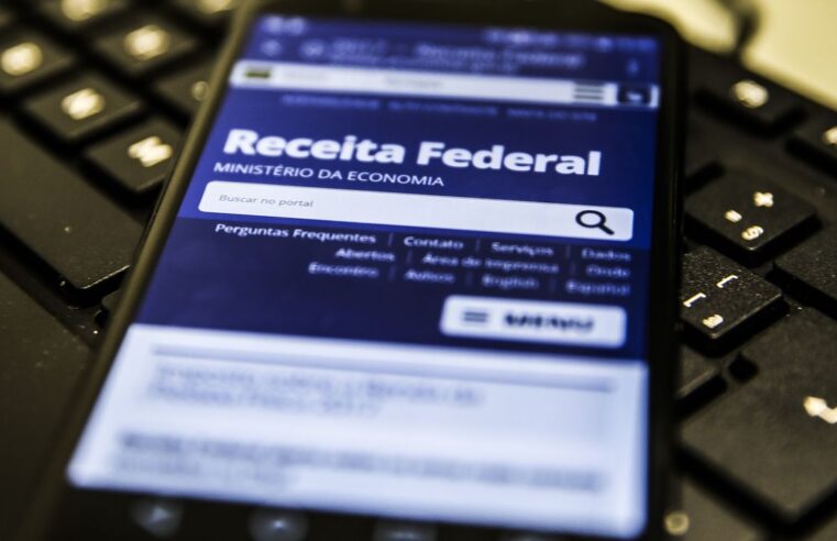 Fim da obrigatoriedade de declarar ações no IR exige atenção