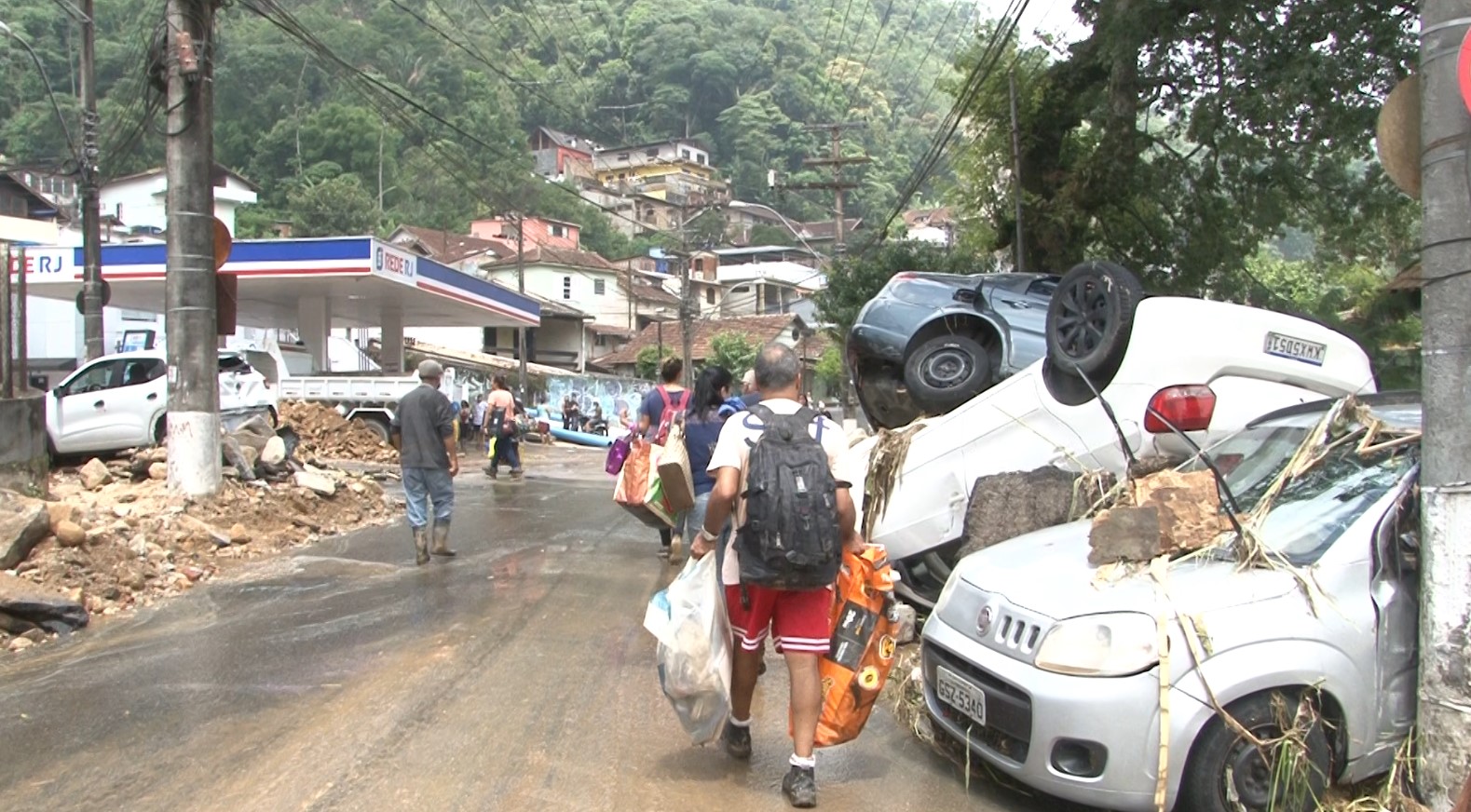 Cuidados com veículos após enchentes