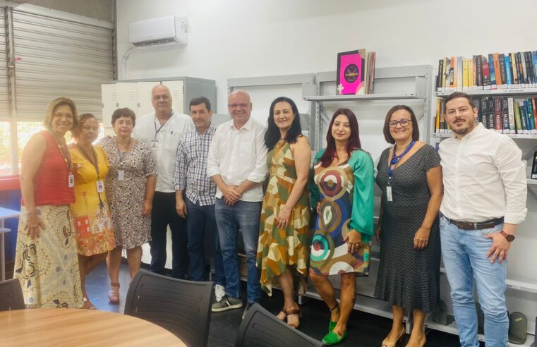 União de forças para a realização da I Festa Literária de Corrêas