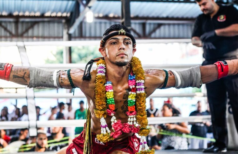 Petropolitano ganha mais um troféu de Muay thai