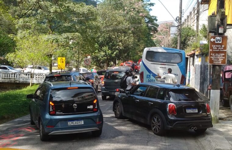 Acidente na Avenida Barão do Rio Branco deixa homem ferido neste sábado
